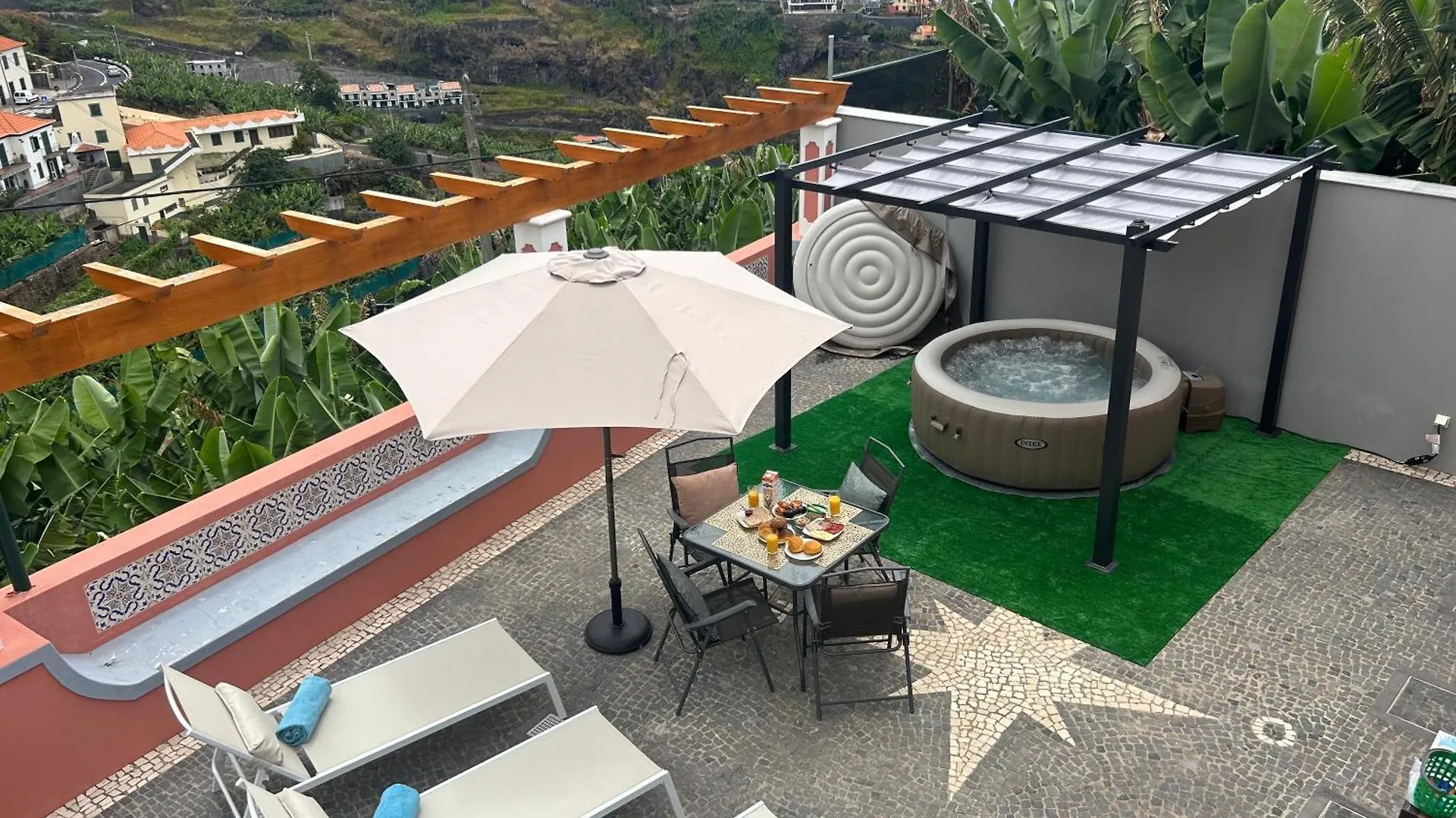 House Of The Sun Villa Ponta do Sol  Holiday home Ponta do Sol (Madeira)